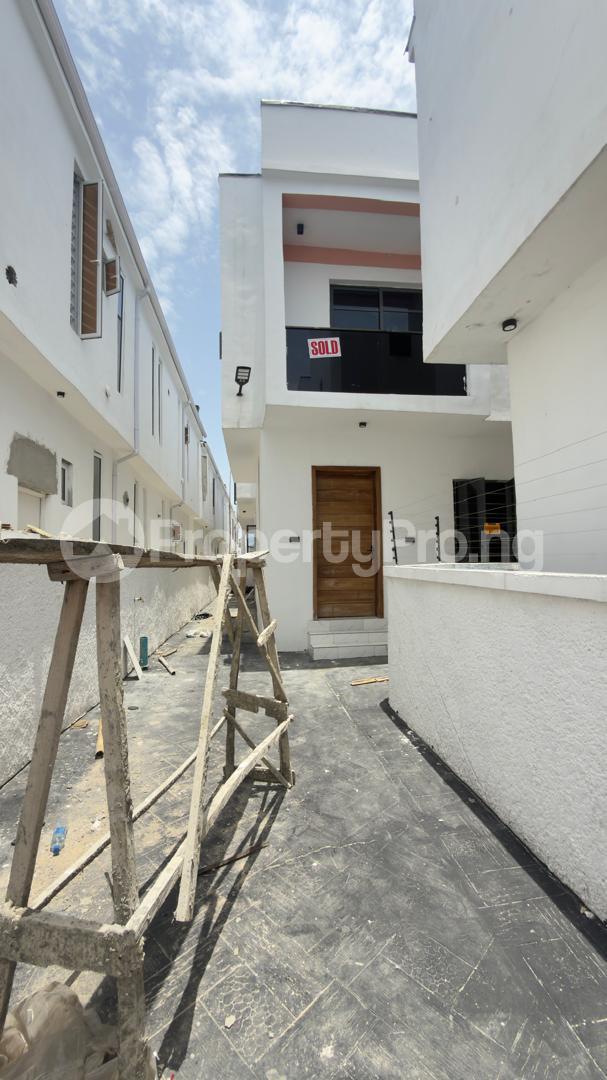 4 bedroom House for rent Ikota Lekki Lagos