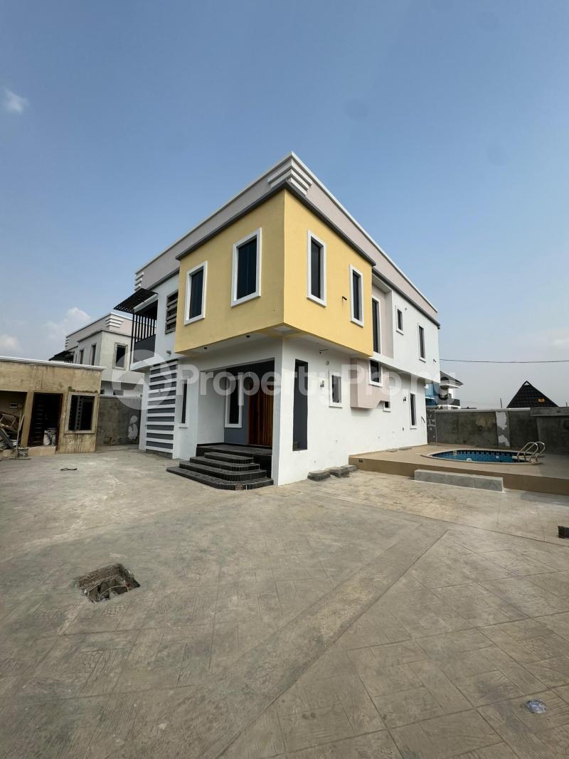 4 bedroom House for sale Carlton Gate Estate, Beside Kolapo Ishola Gra Ibadan Oyo