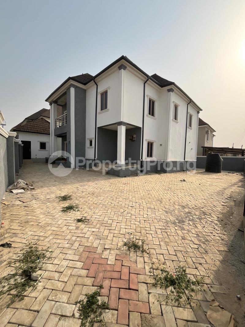 4 bedroom House for sale Lugbe Abuja