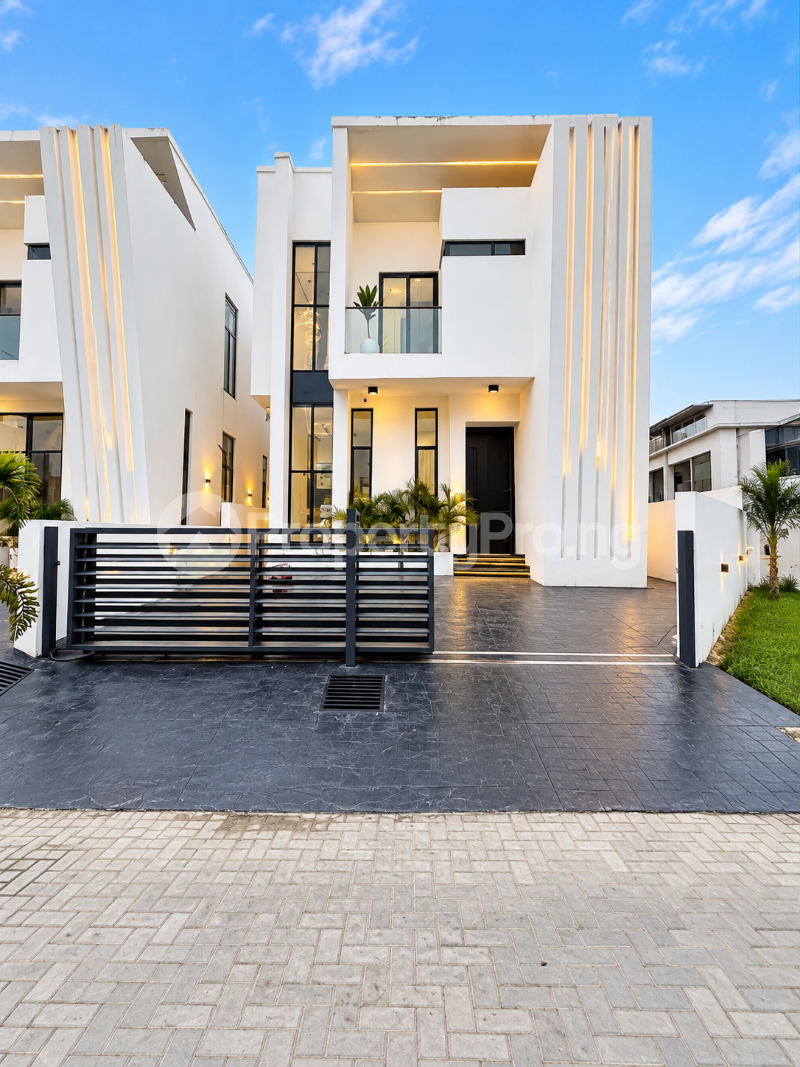 4 bedroom House for sale Chevron Lekki Lagos