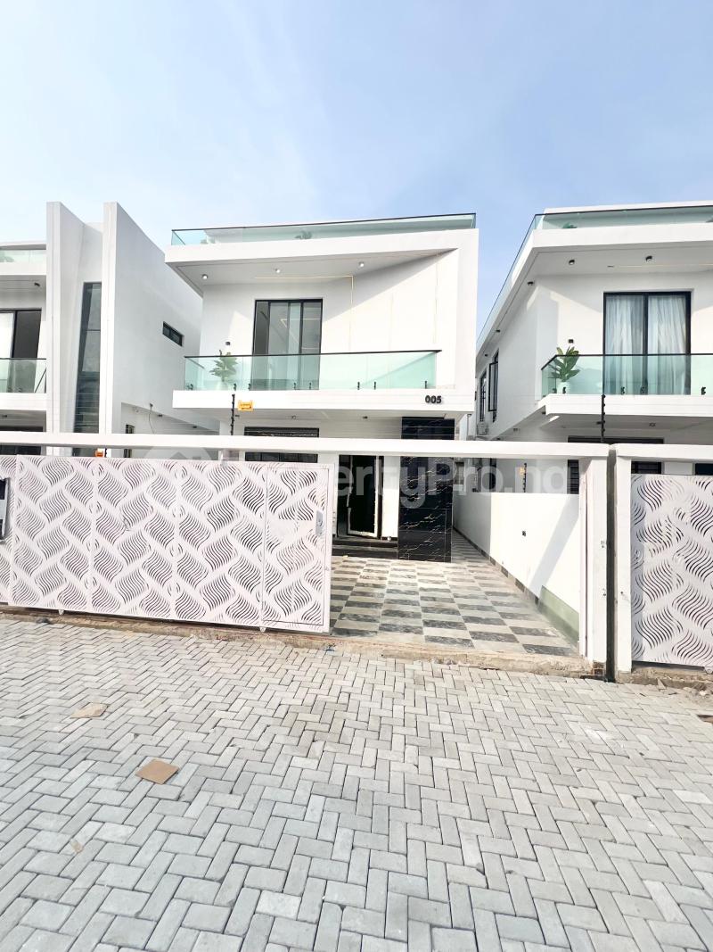 4 bedroom House for sale Toll Gate chevron Lekki Lagos