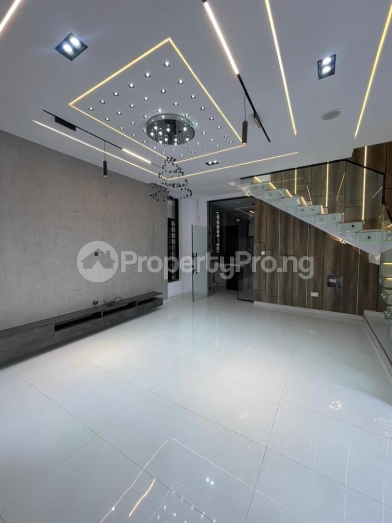 4 bedroom House for rent Ikota Lekki Lagos