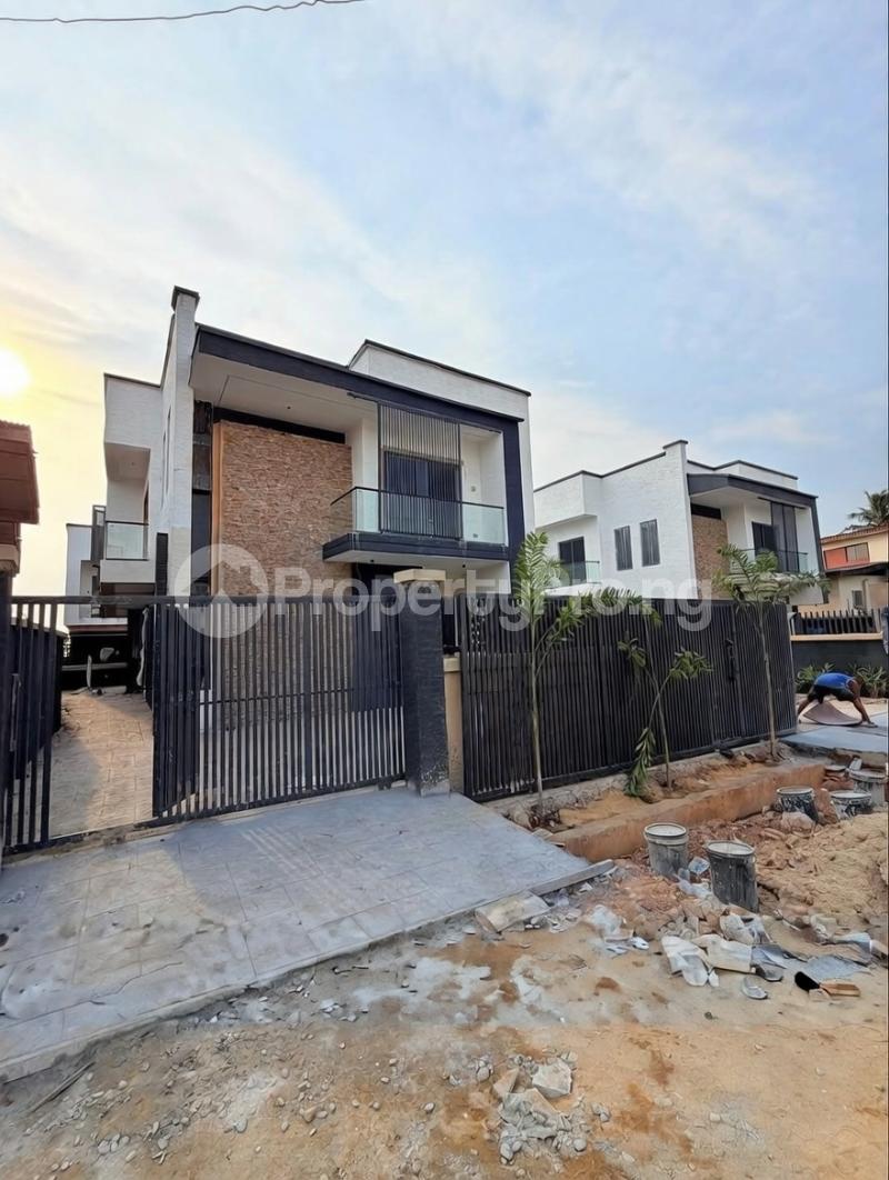 4 bedroom House for sale Berger Ojodu Lagos