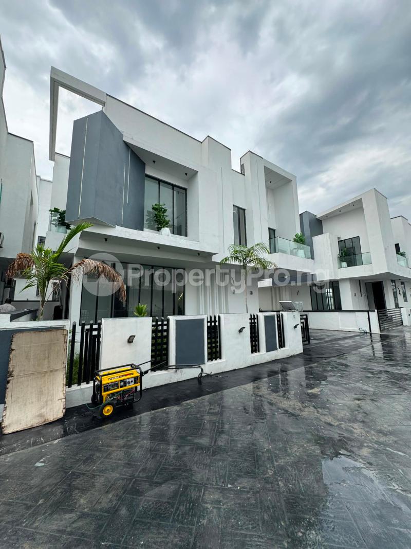 4 bedroom House for sale Chevron Lekki Lagos