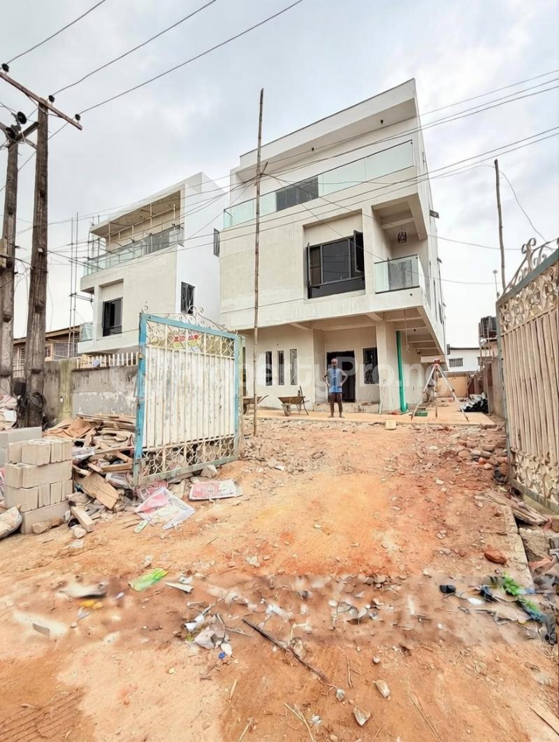 4 bedroom House for sale Ikeja Lagos