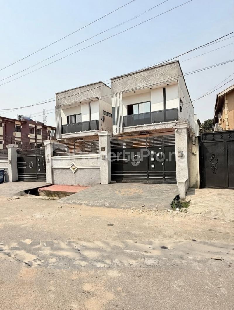 4 bedroom House for sale Ogba Lagos