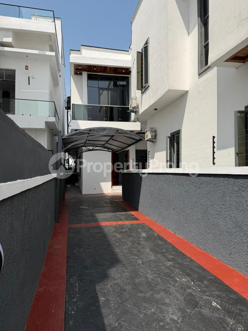 4 bedroom House for sale orchid Lekki Lagos