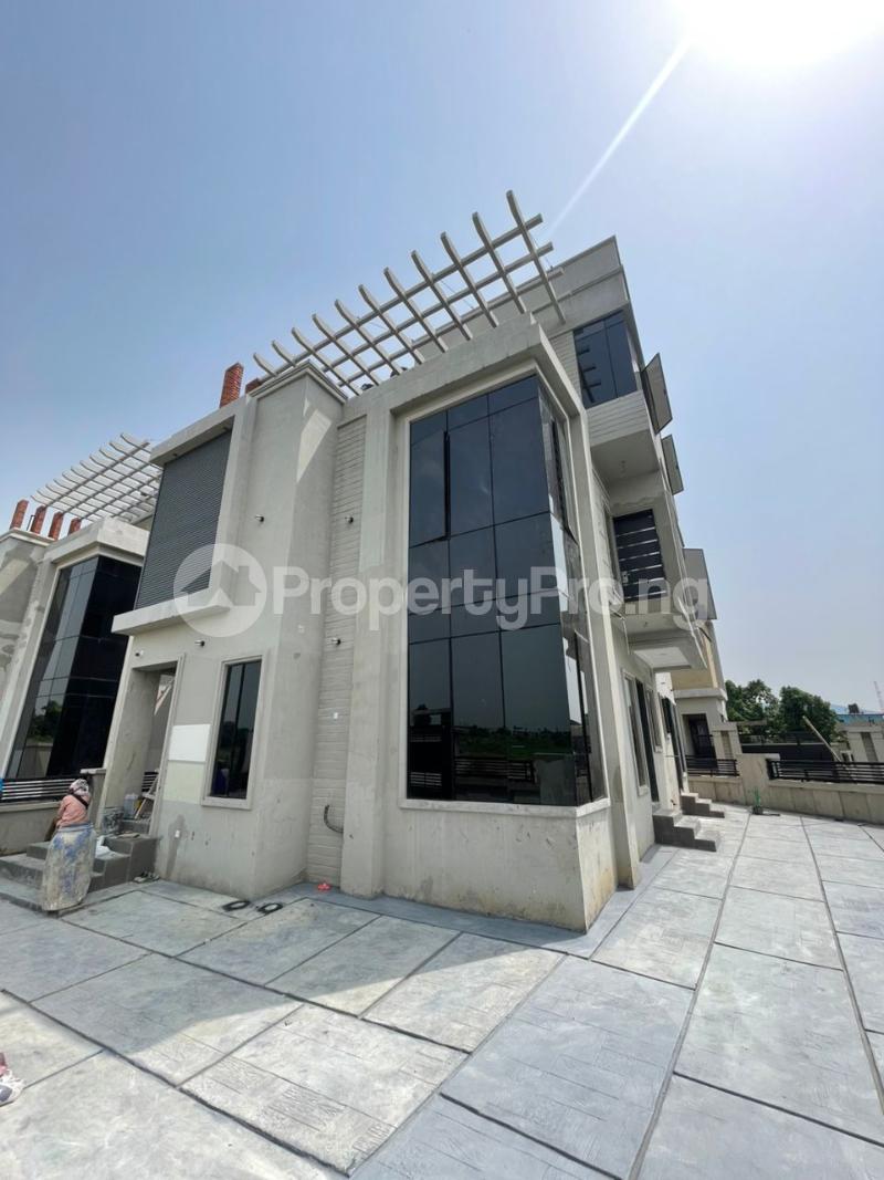 4 bedroom House for sale Surulere Lagos