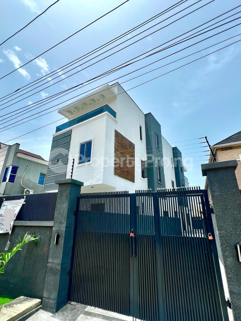 4 bedroom House for sale Osapa london Lekki Lagos