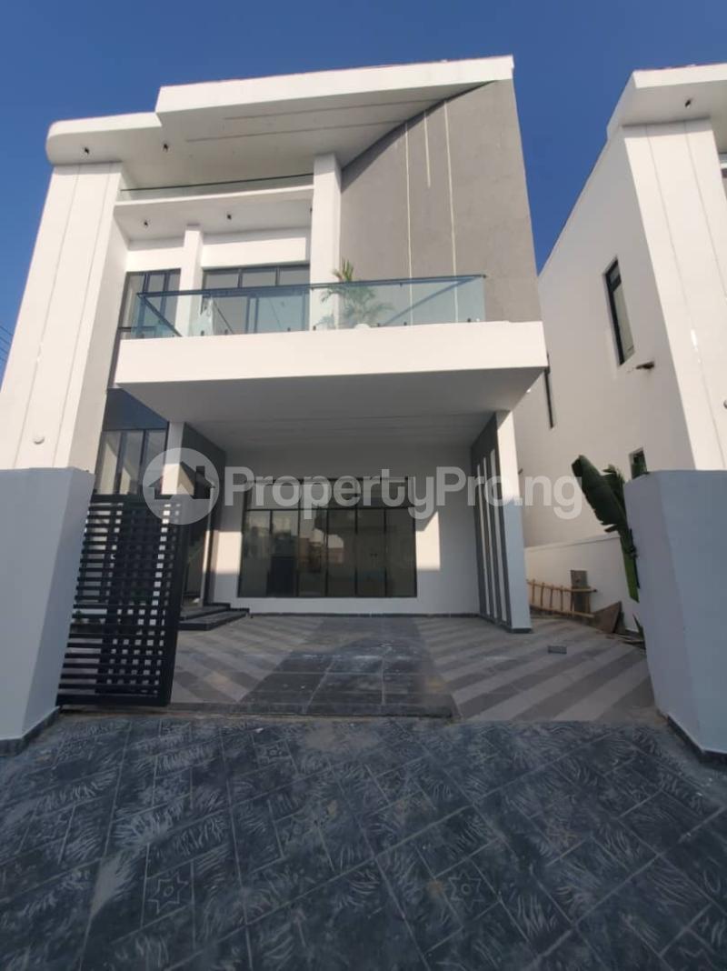 4 bedroom House for sale Lekki Lagos