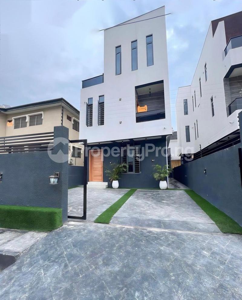 4 bedroom House for sale Osapa london Lekki Lagos