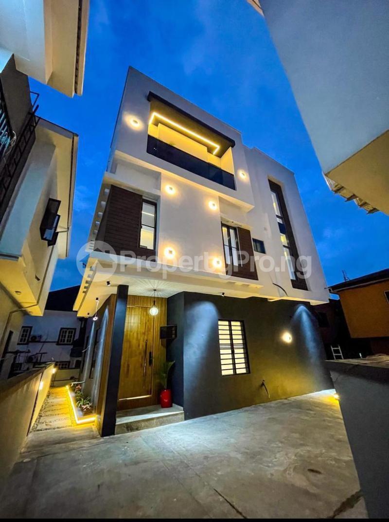 4 bedroom House for sale Magodo GRA Phase 2 Kosofe/Ikosi Lagos