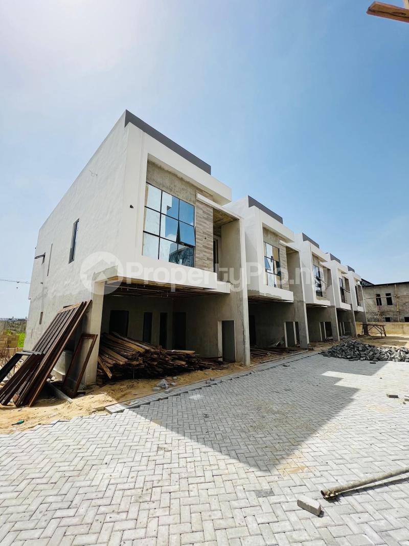 4 bedroom House for sale Abraham Adesanya Ajah Lagos