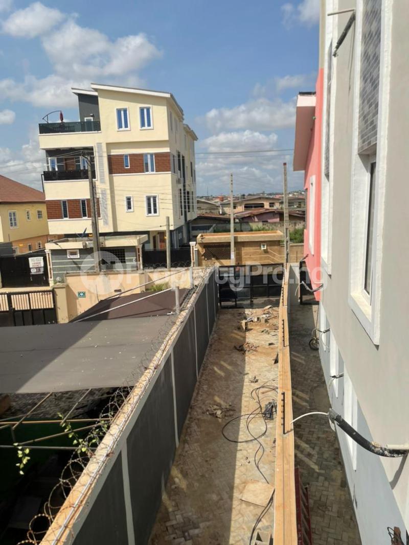 4 bedroom House for sale Olowora Ojodu Lagos