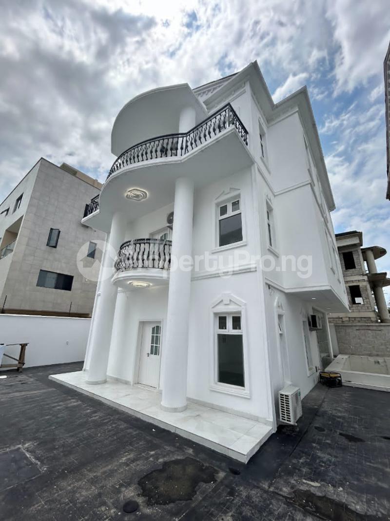 4 bedroom House for sale Banana Island Estate, Ikoyi Lagos