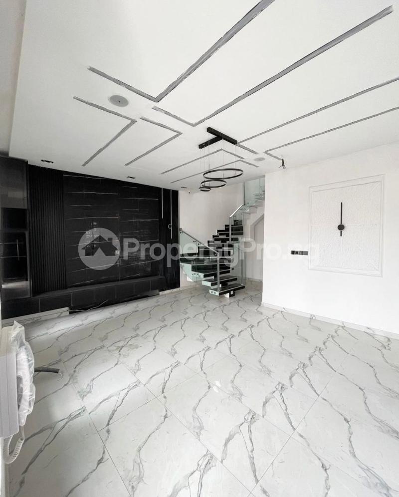 4 bedroom House for sale Ikota Lekki Lagos