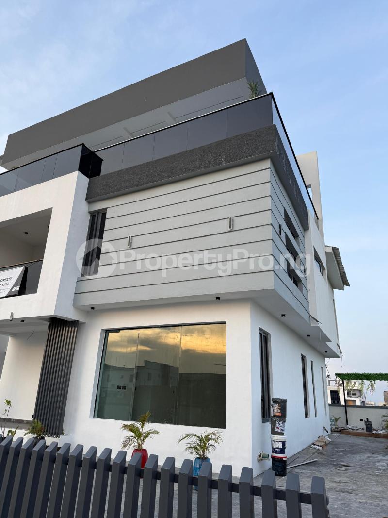 4 bedroom House for sale Abraham adesanya estate Ajah Lagos