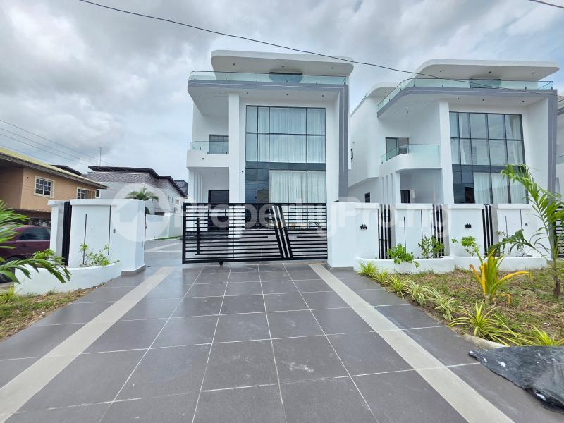 4 bedroom House for sale Thomas estate Ajah Lagos