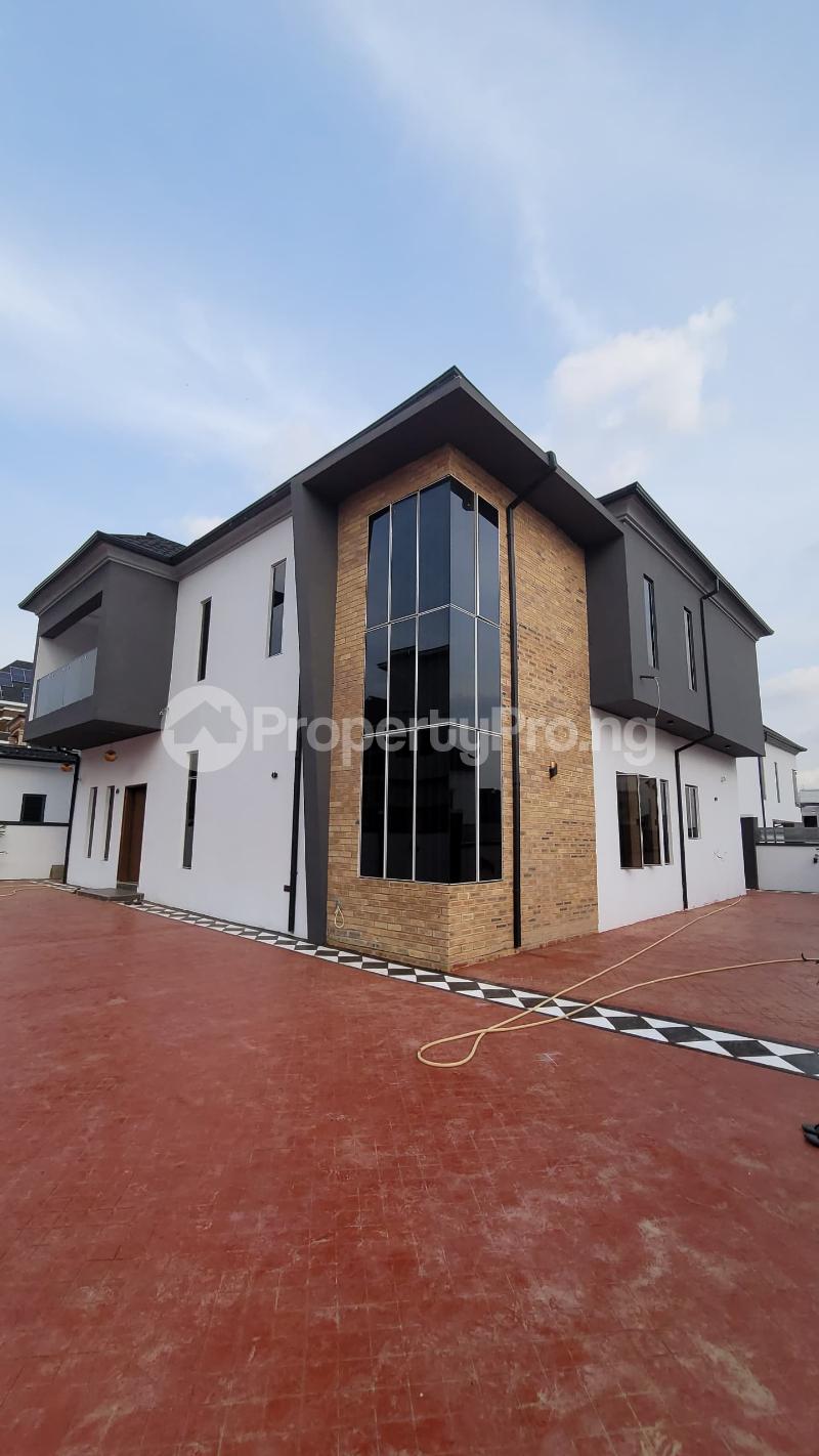 4 bedroom House for sale Carlton Gate Estate, Beside Kolapo Ishola Gra Ibadan Oyo