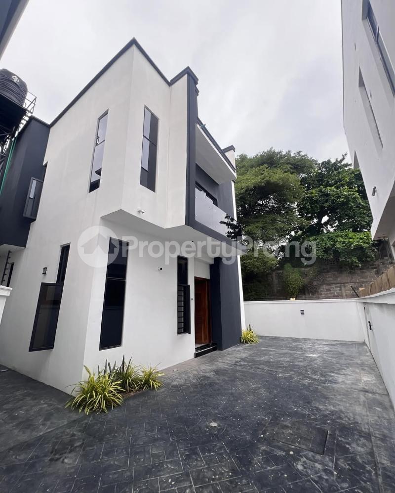 4 bedroom House for sale Chevron Lekki Lagos