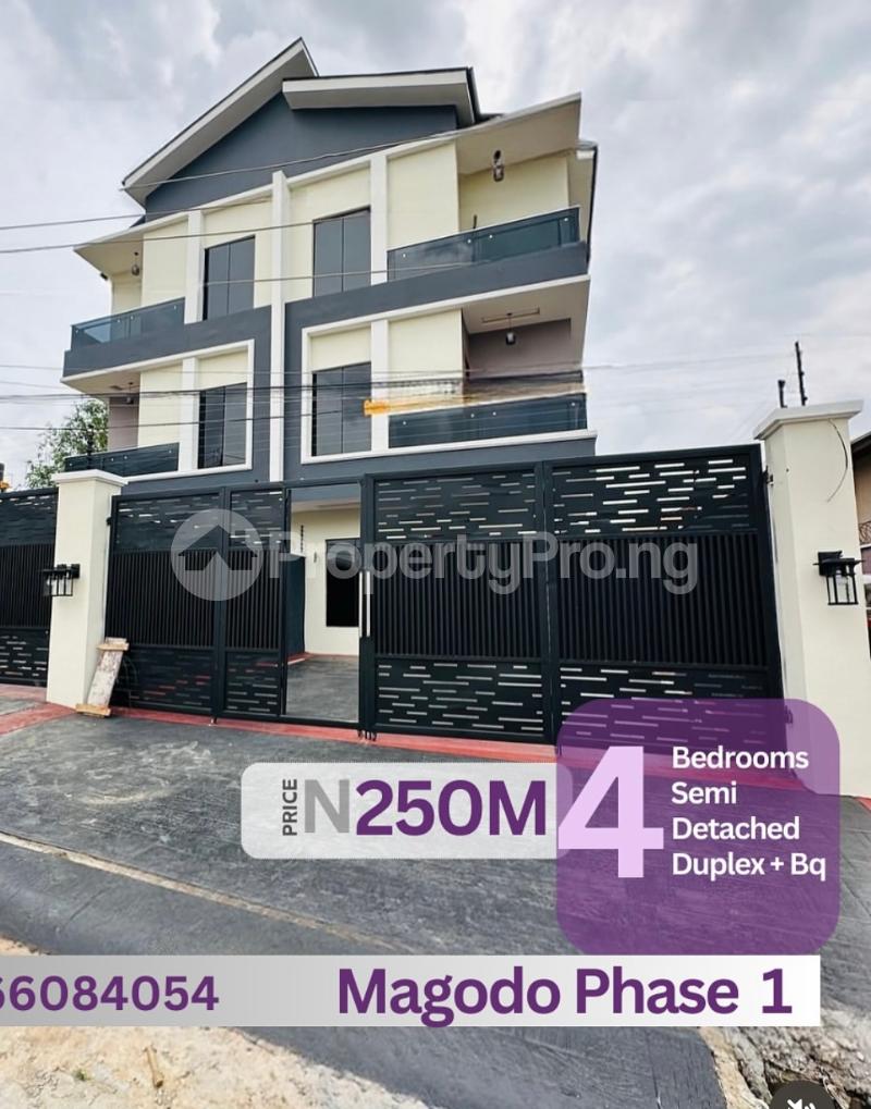 4 bedroom House for sale Magodo Kosofe/Ikosi Lagos