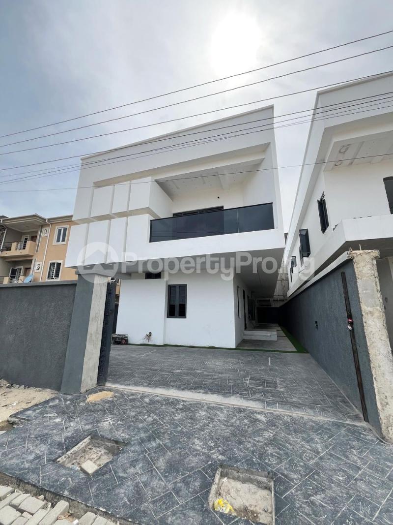 4 bedroom House for sale Ologolo Lekki Lagos