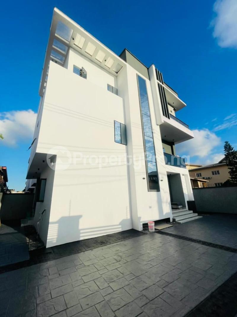 4 bedroom House for sale Magodo Phase 1 Ojodu Lagos