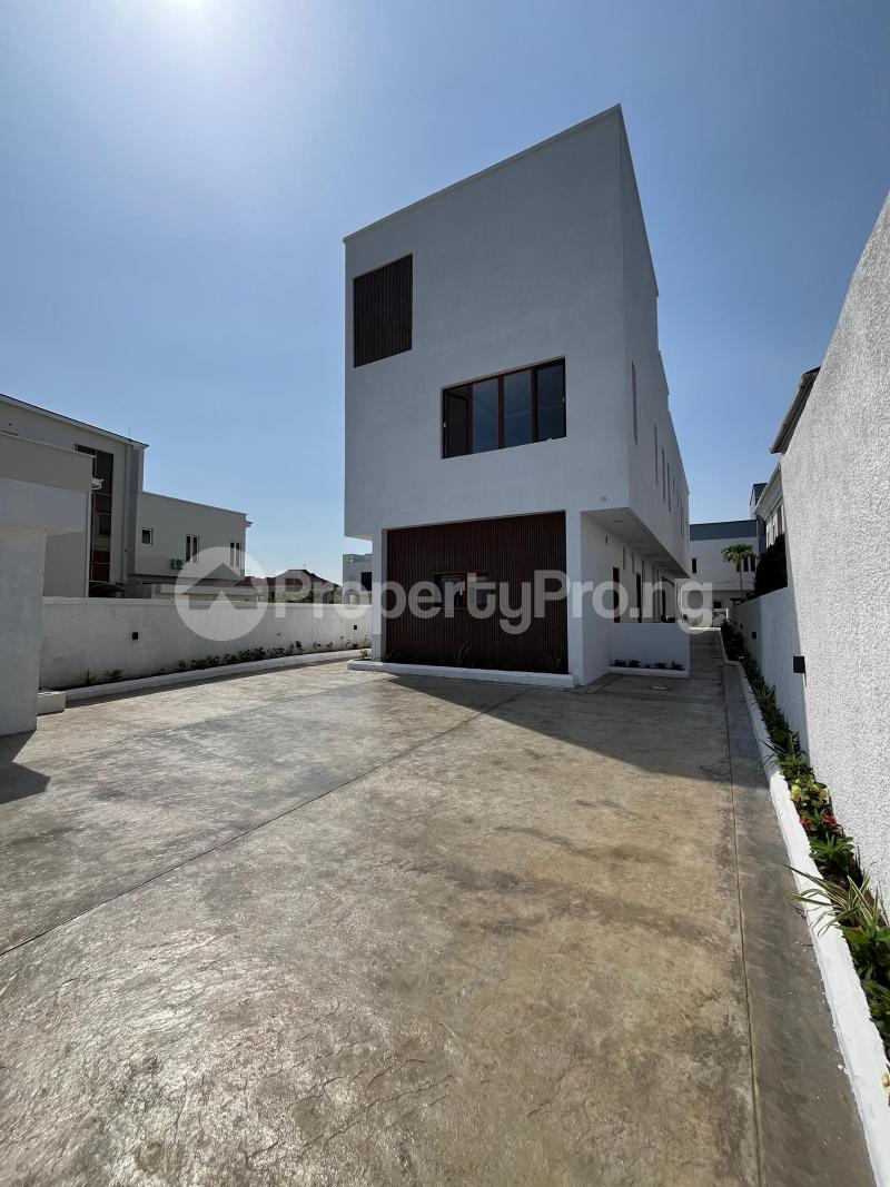 4 bedroom House for sale Osapa london Lekki Lagos