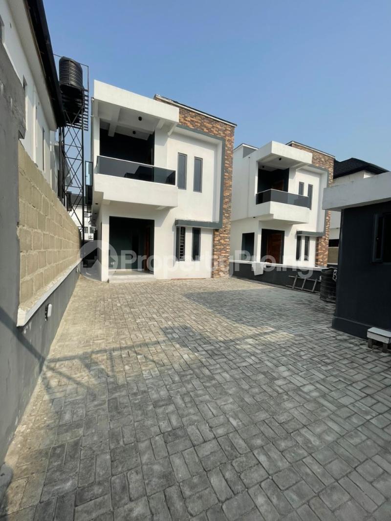 4 bedroom House for sale Off Lekki-Epe Expressway Ajah Lagos