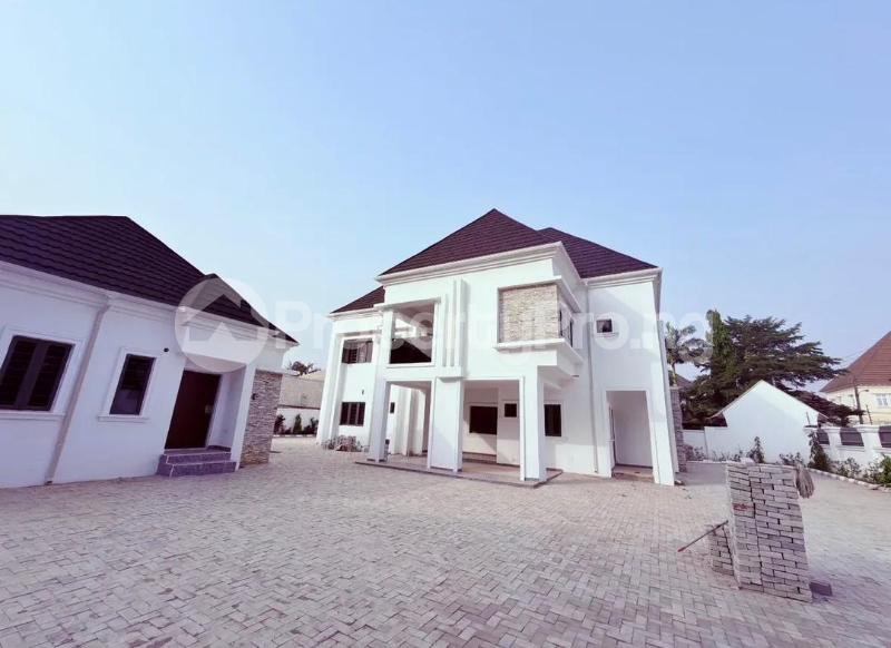 4 bedroom House for sale  Gwarinpa Abuja