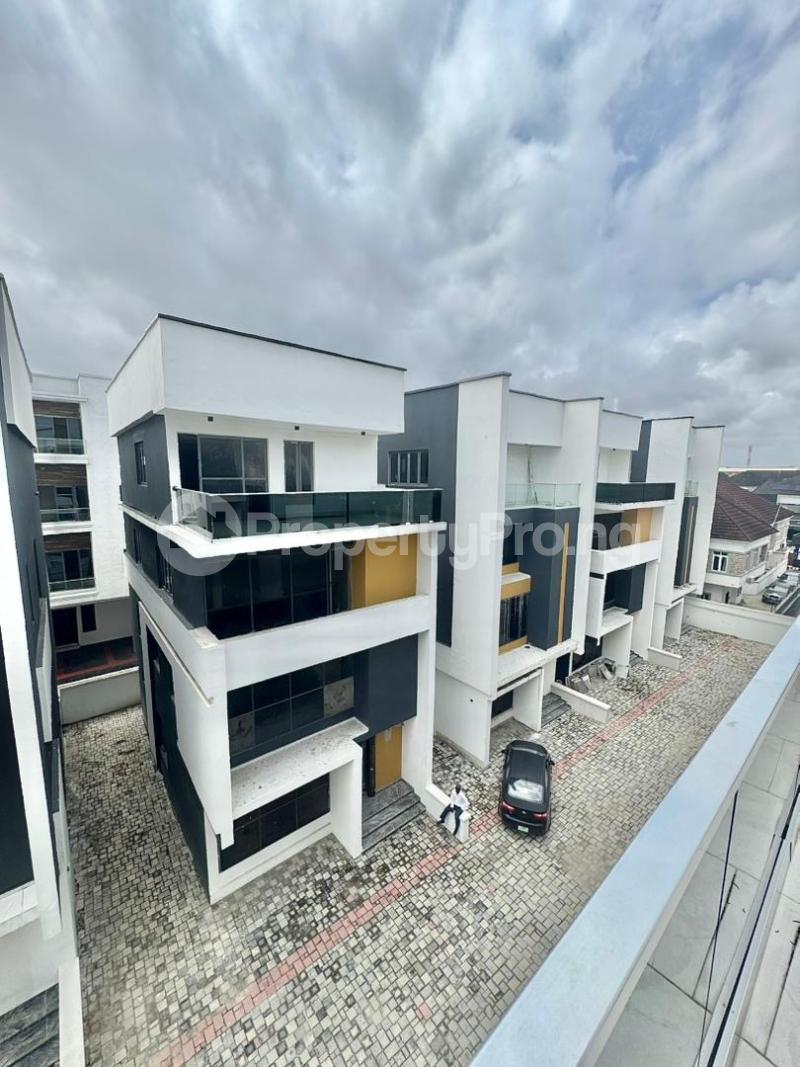 4 bedroom House for sale  chevron Lekki Lagos