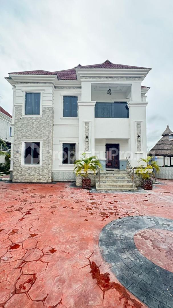 4 bedroom House for sale Von Road Airport Road Lugbe Abuja Lugbe Abuja