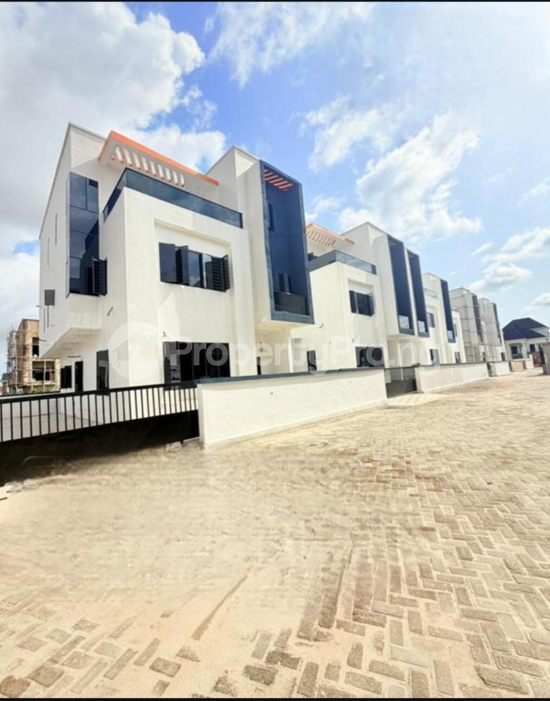 4 bedroom House for sale Amuwo Odofin Amuwo Odofin Lagos
