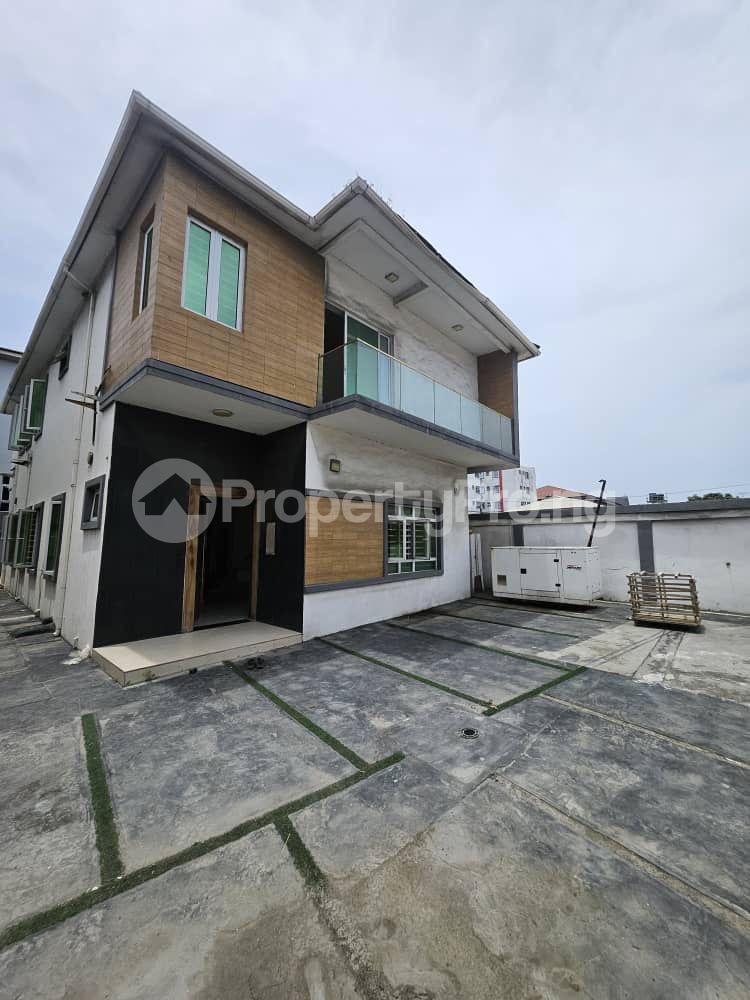 4 bedroom House for rent Osapa london Lekki Lagos