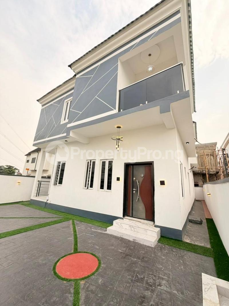4 bedroom House for sale  Thomas estate Ajah Lagos