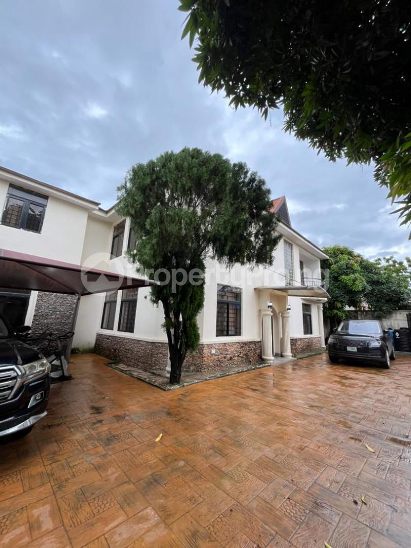 4 bedroom House for sale ONIRU Victoria Island Lagos