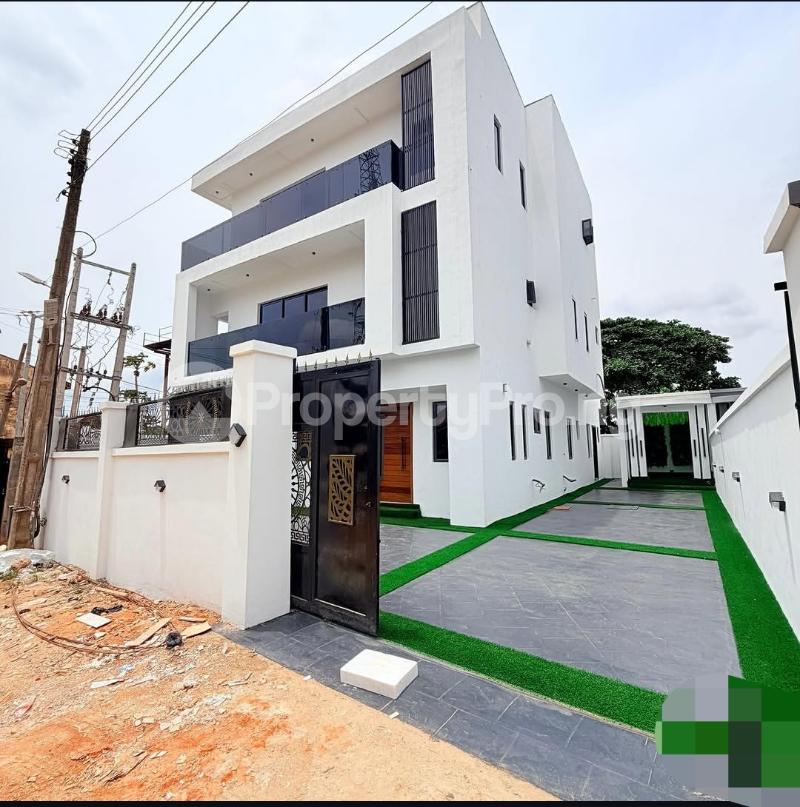 4 bedroom House for sale Oko oba Agege Lagos
