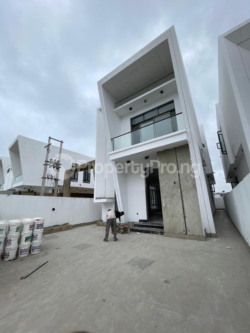4 bedroom House for sale Lekki Lagos