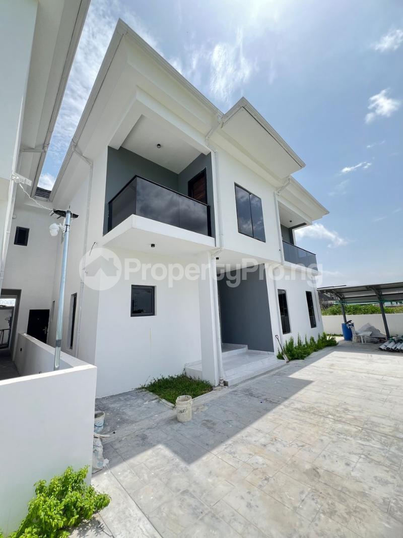 4 bedroom House for sale Royal Gardens Estate Ajah Lagos