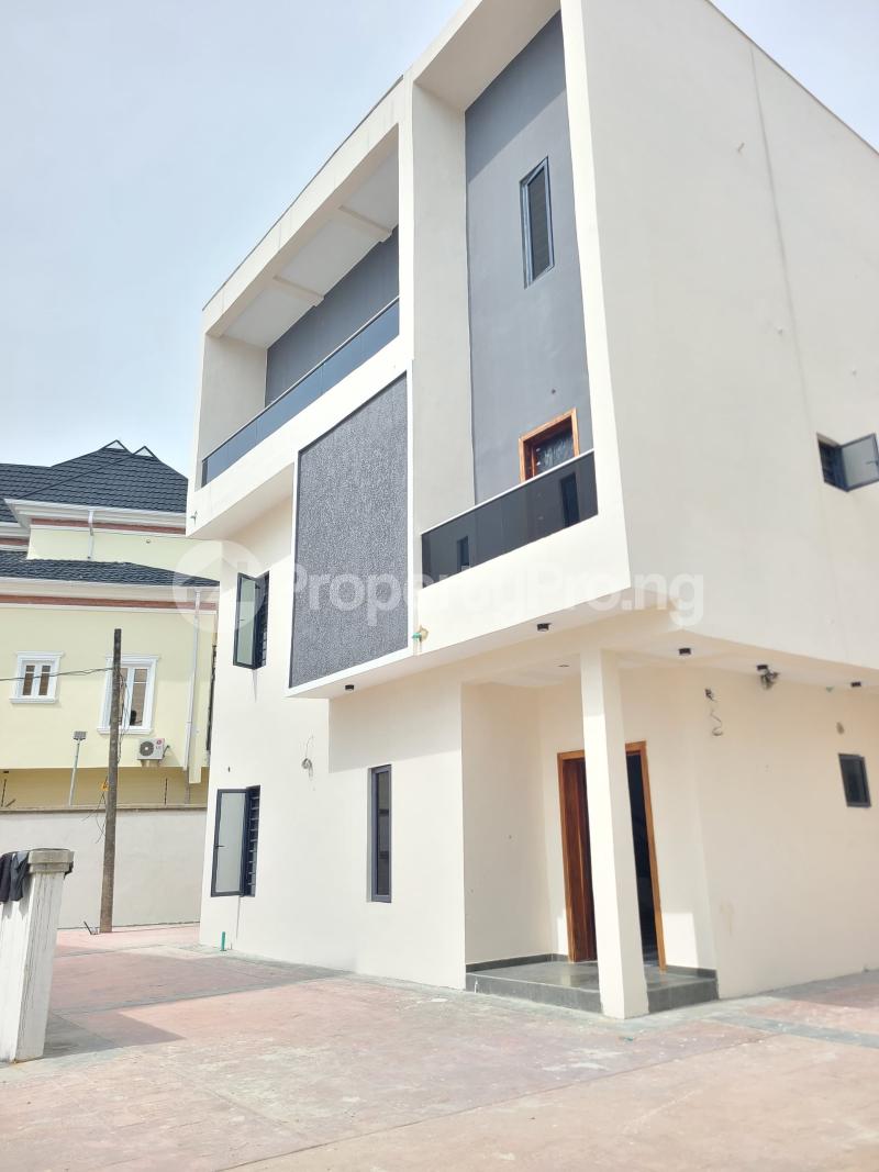 4 bedroom House for sale Alfa Beach Road Lekki Lagos