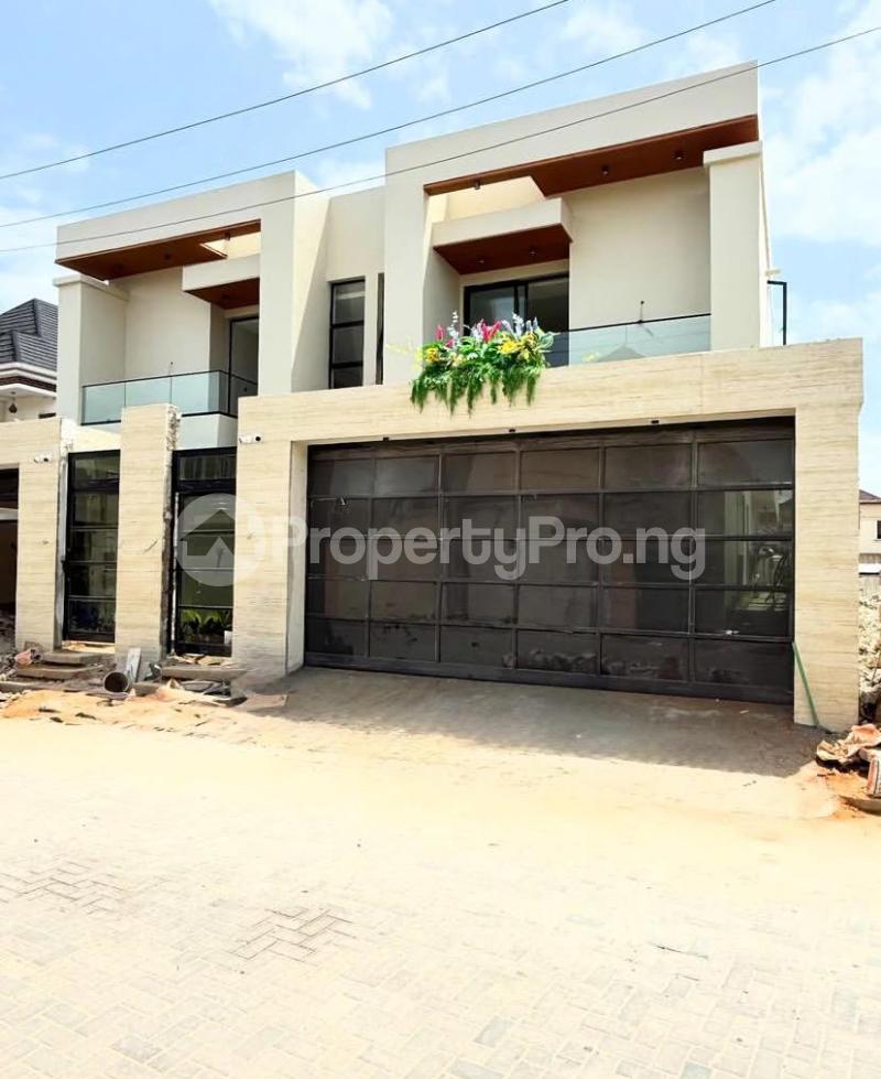 4 bedroom House for sale Ologolo Lekki Lagos