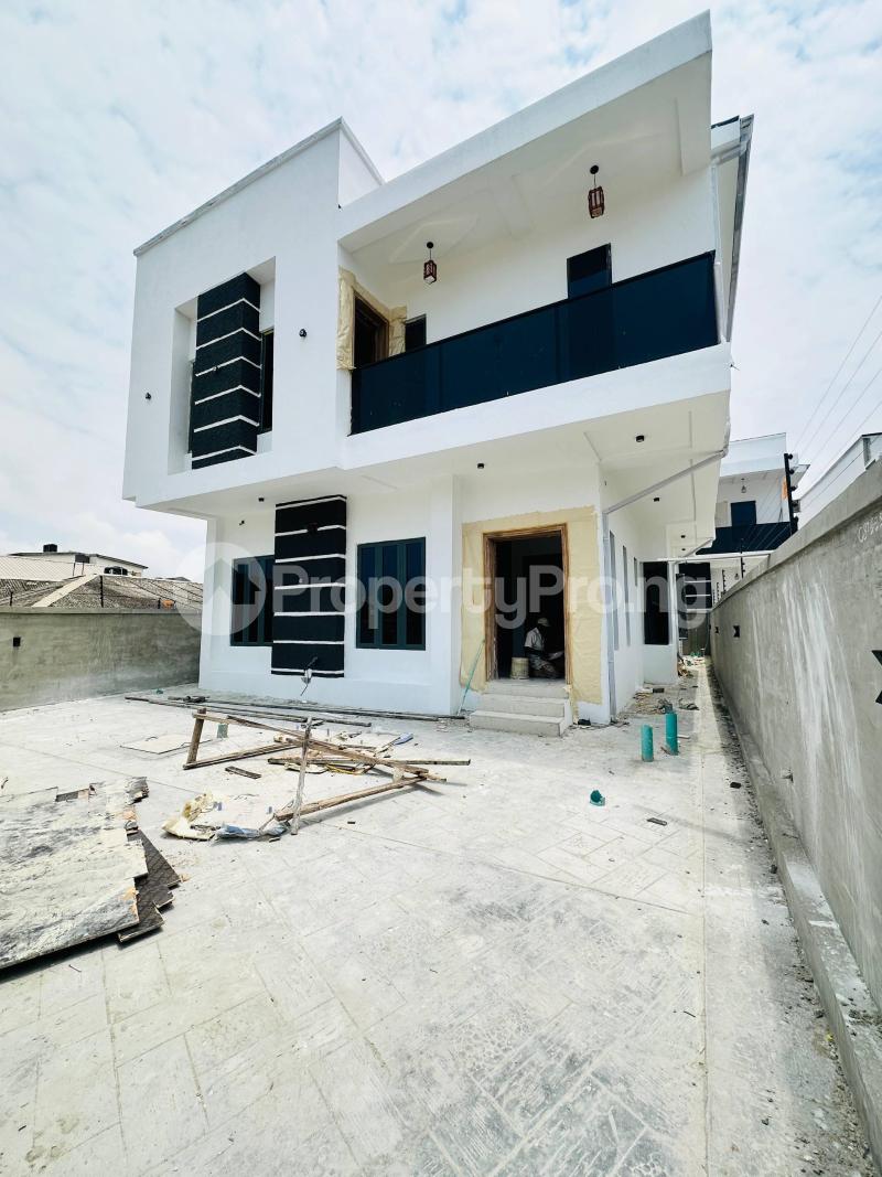 4 bedroom House for sale Ologolo Lekki Lagos