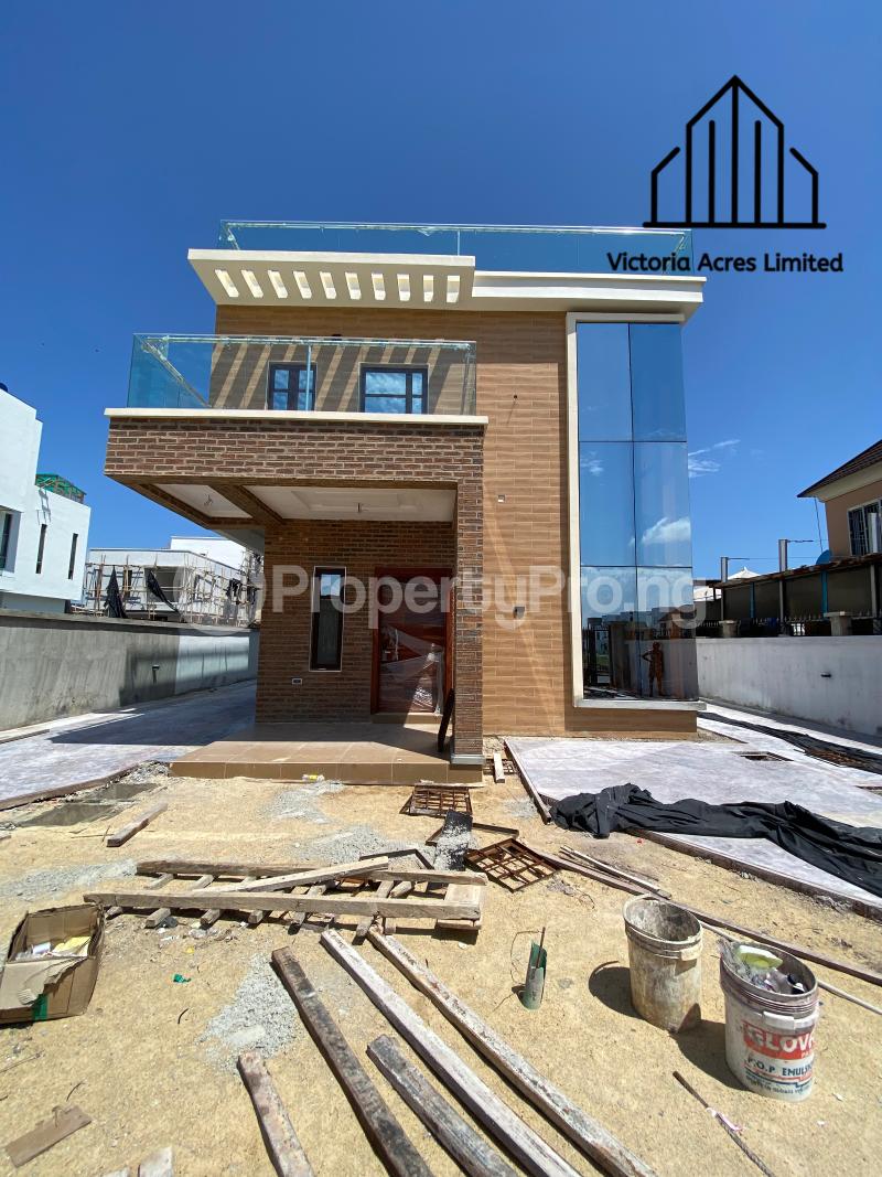 4 bedroom House for sale Osapa london Lekki Lagos