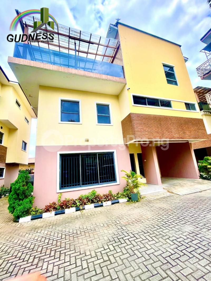 4 bedroom House for rent ONIRU Victoria Island Lagos
