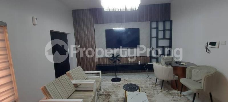 4 bedroom House for rent Da Sliva Close, Off Johnson Street Bode Thomas Surulere Lagos