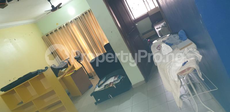 4 bedroom House for rent Queens Street Alagomeji Yaba Lagos