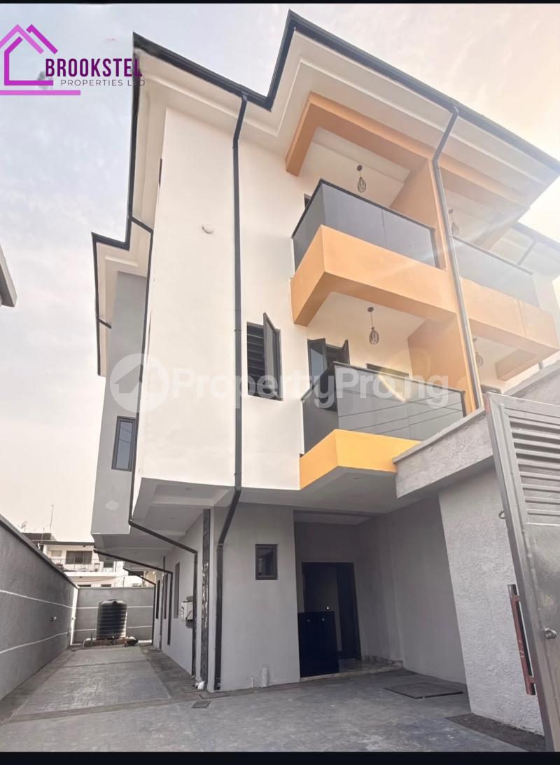 4 bedroom House for sale  Masha Surulere Lagos