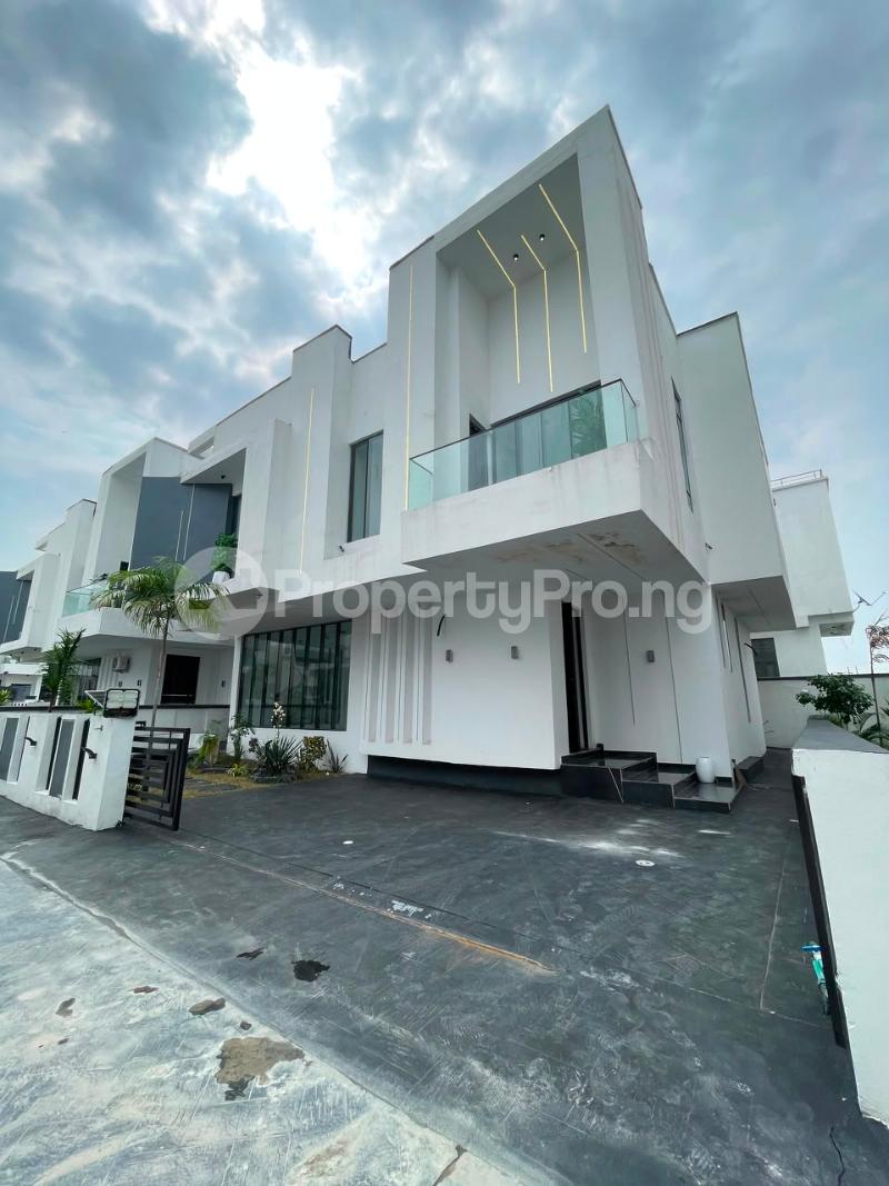 4 bedroom House for sale Chevron Lekki Lagos