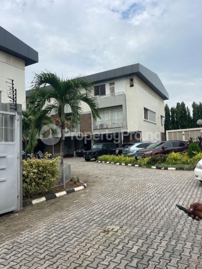 4 bedroom House for rent Banana Island Ikoyi Lagos
