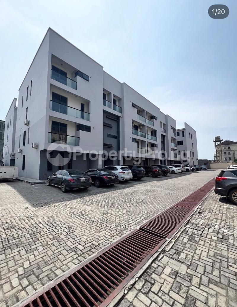 4 bedroom Flat / Apartment for rent Ologolo Lekki Lagos